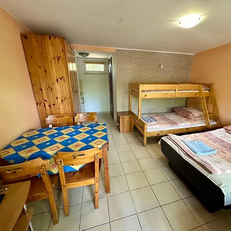 Üdülőközpont Osrodek Wypoczynkowy Lido *